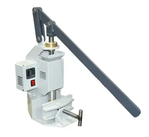 Benchtop Plastic Injection Machine